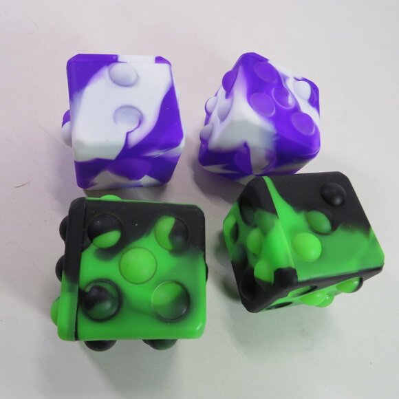Dice Bubble Poppers Fidgets (4) toys 2" (2 green black 2 purple white) like new - Picture 1 of 6